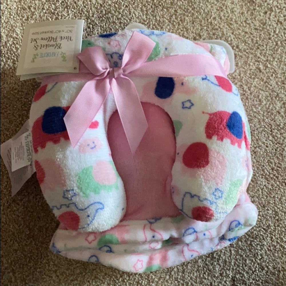 Baby Blanket &Neck Pillow✨